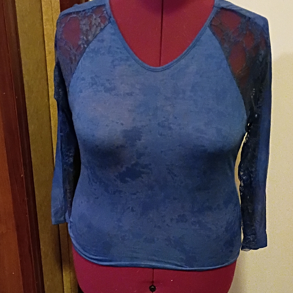 Chic Blue Lace Sleeve Women's Blouse